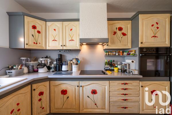 Maison à vendre 10 pièces 479 m² Saint-Saturnin-lès-Avignon