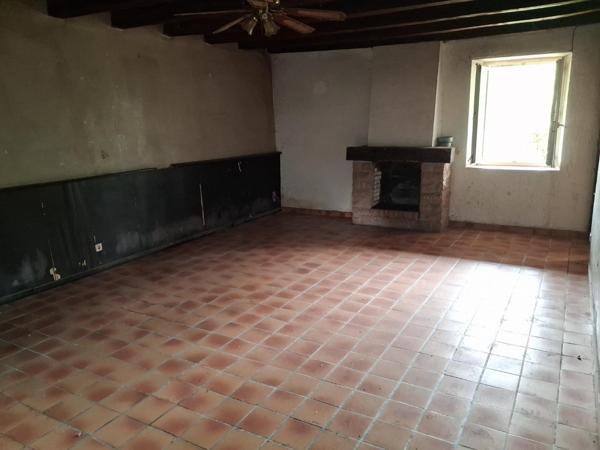 Ancienne ferme au cœur de la nature