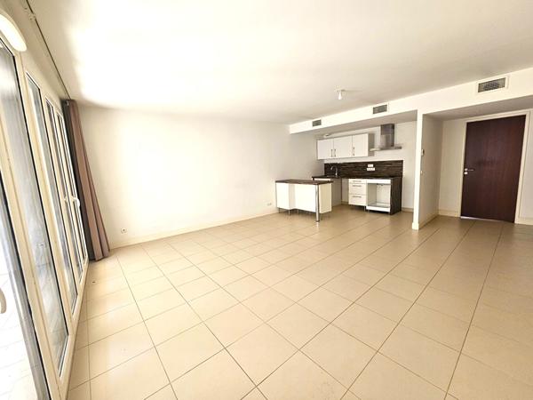 Appartement T3 traversant 73,15 m² avec parking en sous-sol , Arcachon