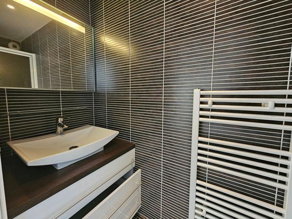 Appartement T3 traversant 73,15 m² avec parking en sous-sol , Arcachon