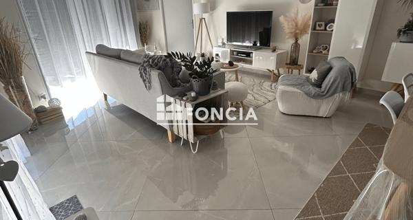 Location Maison 5 pièces 127.8 m² - Niort 79000