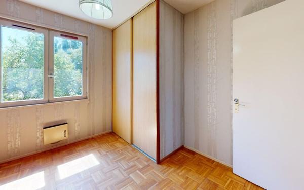 Maison à vendre    5 pièces • 118,74 m2 Vaulx-en-Velin