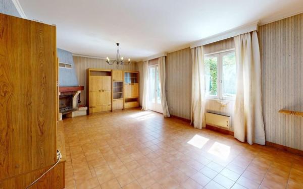 Maison à vendre    5 pièces • 118,74 m2 Vaulx-en-Velin