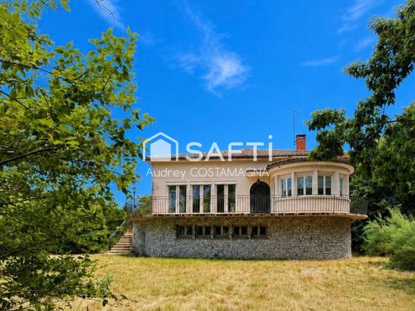 Maison de caractère