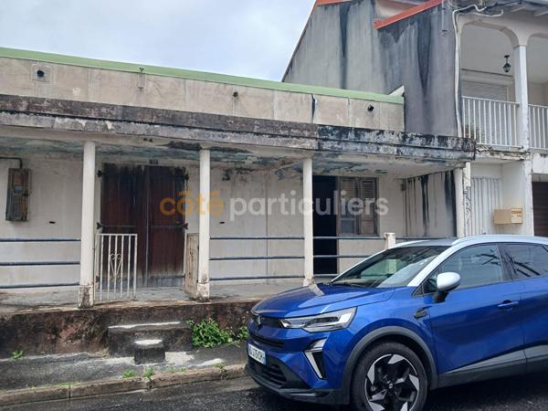 Vente Maison4 Pièces - CAPESTERRE BELLE EAU (97130)