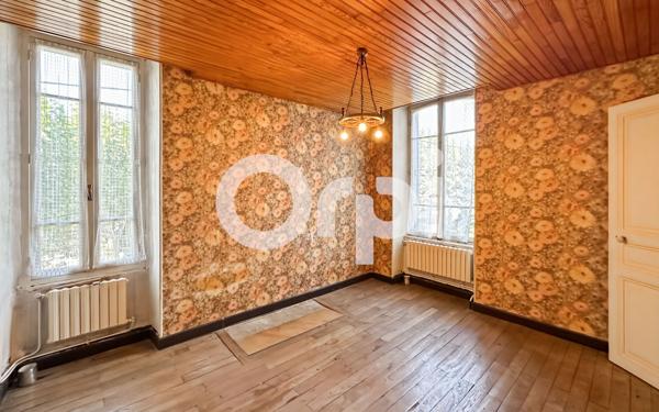 Maison à vendre    5 pièces • 131 m2 Ruoms