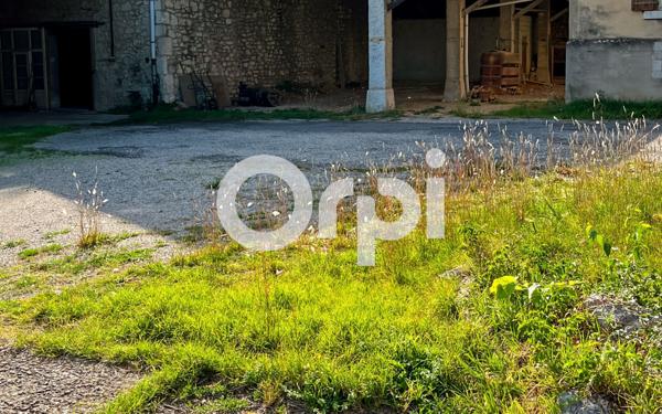 Maison à vendre    5 pièces • 131 m2 Ruoms