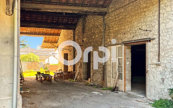 Maison à vendre    5 pièces • 131 m2 Ruoms