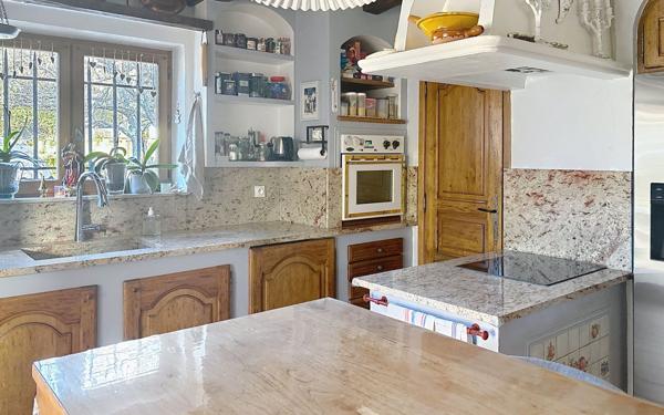 Maison à vendre    5 pièces •  Lorgues