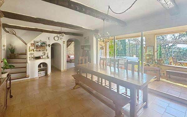 Maison à vendre    5 pièces •  Lorgues