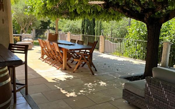 Maison à vendre    5 pièces •  Lorgues