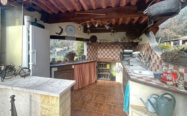 Maison à vendre    5 pièces •  Lorgues