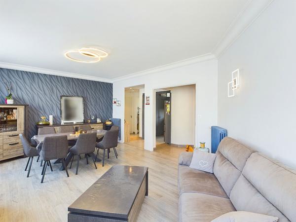 Appartement rénové HYPER CENTRE T4 99.5 m² avec cave - Valence