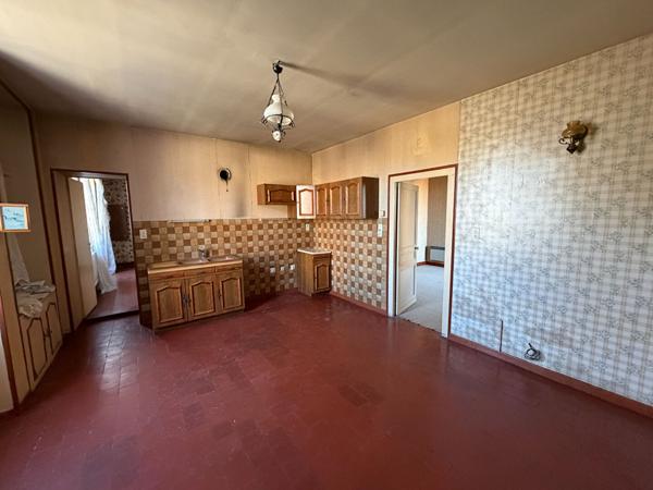 Maisons à La Chapelle-saint-ursin