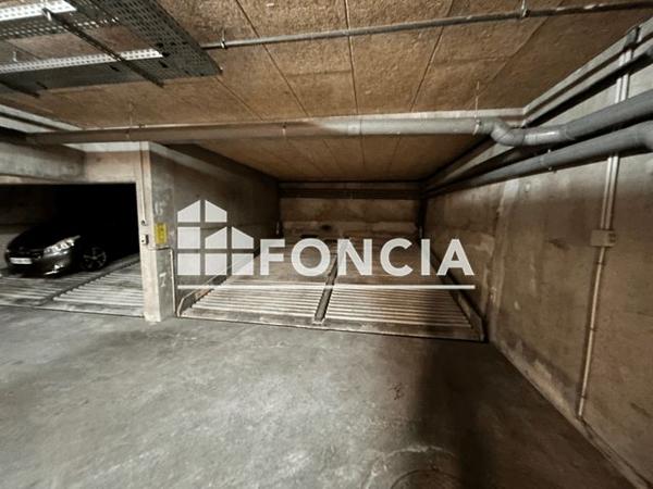 Location Parking - 3 RUE JULES VALLES Villeurbanne 69100