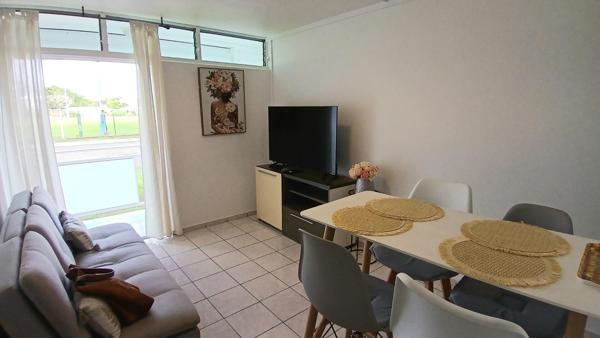 LES ABYMES-Le Raizet: Appartement rénové-Balcon terrasse-2 chambres climatisées
