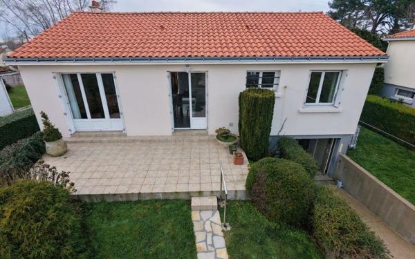 Maison à vendre    4 pièces •  Saint-Philbert-de-Bouaine