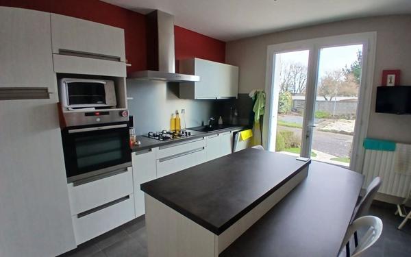 Maison à vendre    4 pièces •  Saint-Philbert-de-Bouaine