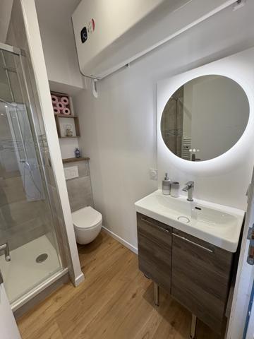 Appartement T2 près de la gare de Plouharnel – Emplacement stratégique entre Carnac et Quiberon, idéal investissement ou résidence secondaire