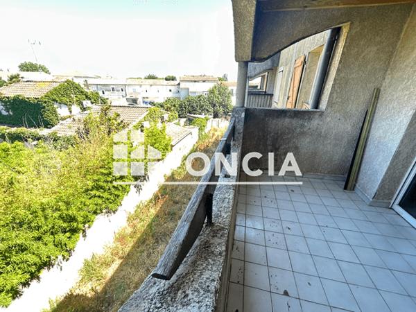 Location Appartement 3 pièces 42.22 m² - Lunel 34400