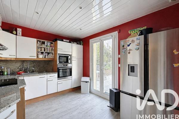 Maison à vendre 7 pièces 186 m² Aÿ-Champagne