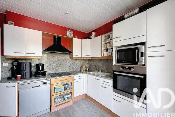 Maison à vendre 7 pièces 186 m² Aÿ-Champagne