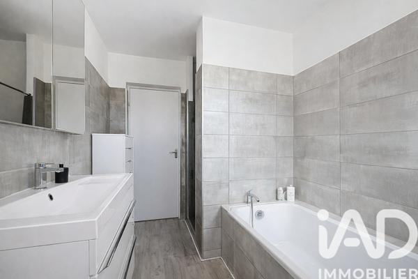 Maison à vendre 7 pièces 186 m² Aÿ-Champagne