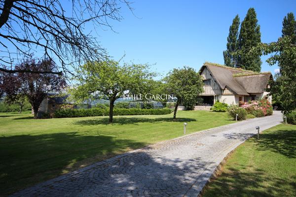 Chaumière Normande à vendre aux portes de Deauville -  Vue dégagée