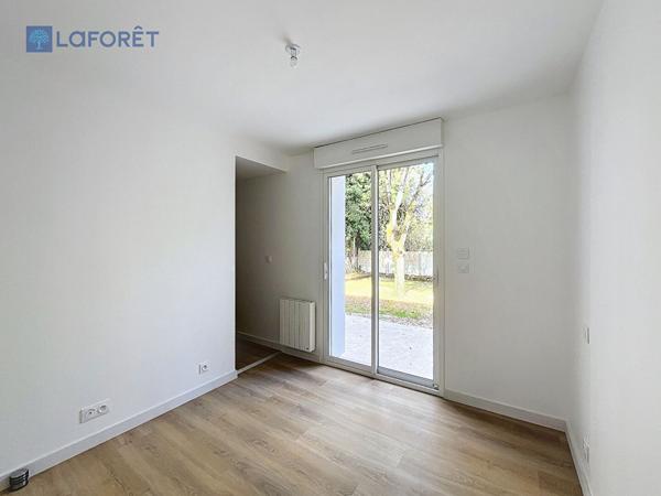 Location appartement près de LORIENT - 2 pièce(s) - 39 m² - 700 €/mois