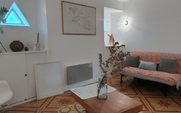 Maison à vendre    4 pièces •  Saint-Just-Luzac