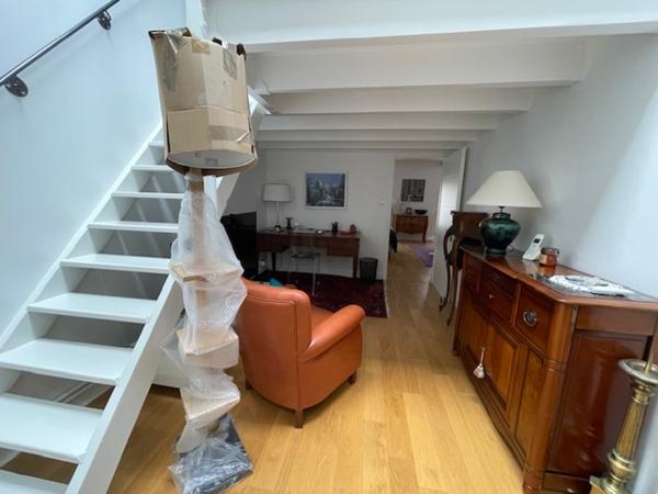 Appartement
                                                                                                                                                                                                                                                                                                                        4 pièce(s)                                                                                                                                                                                                          3 chambre(s)                                                                                                                                                                                                          161.79  m²