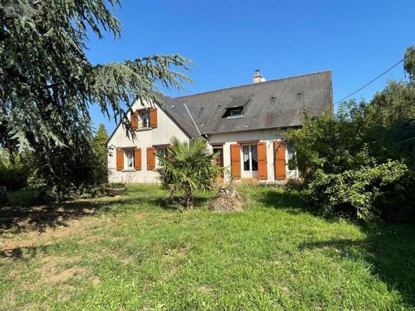 Maison à vendre à Connerré dans la Sarthe (72160), ref : 72033-32