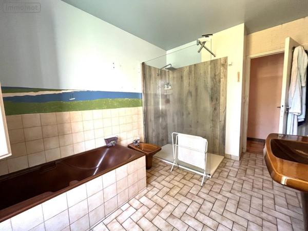 Maison à vendre à Connerré dans la Sarthe (72160), ref : 72033-32