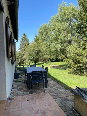 Maison à vendre à Connerré dans la Sarthe (72160), ref : 72033-32