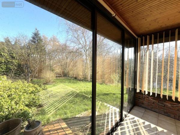 Maison à vendre à Connerré dans la Sarthe (72160), ref : 72033-32