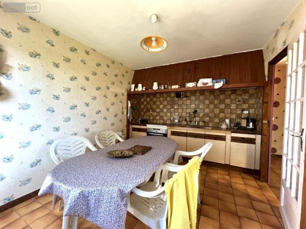 Maison à vendre à Connerré dans la Sarthe (72160), ref : 72033-32