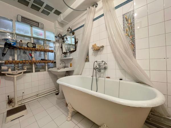 Appartement à vendre 6 pièces PARIS 8EME ARRONDISSEMENT (75)