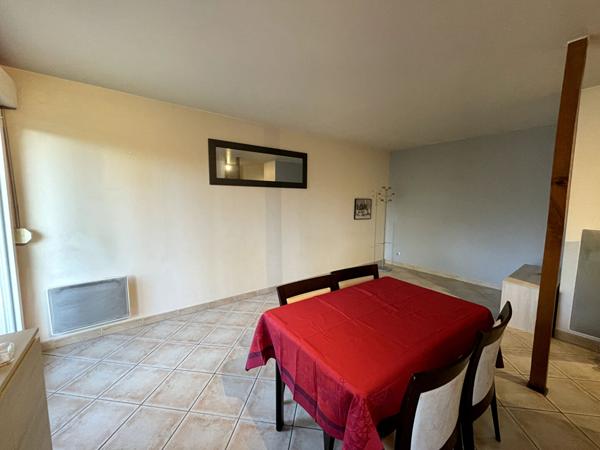 Appartement Corbeil Essonnes 2 pièce(s) 38.30 m2