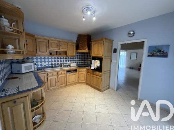 Maison à vendre 5 pièces 156 m² Poitiers