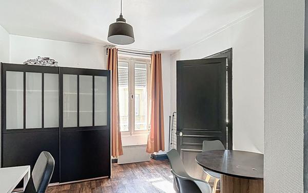 Appartement à vendre    2 pièces • 42 m2 Reims