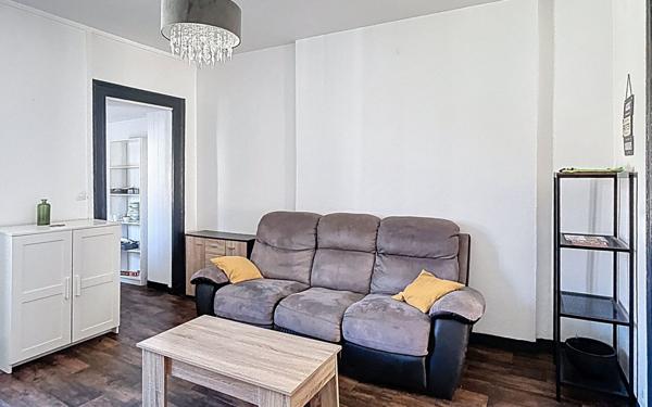 Appartement à vendre    2 pièces • 42 m2 Reims