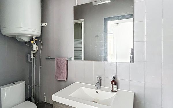 Appartement à vendre    2 pièces • 42 m2 Reims