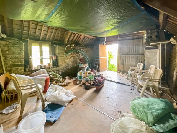 Taupont (56800) Charmante maison en pierre de 130m2.