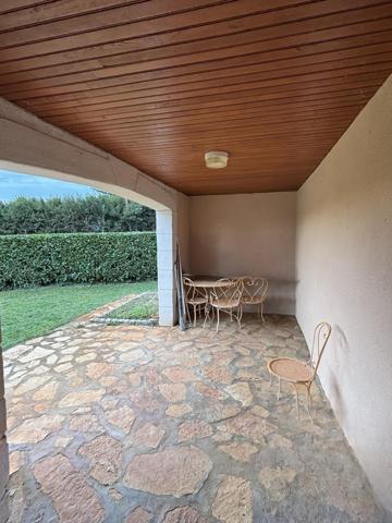 Maison T4, 95m2, piscine 10x5m, garage 76m2, abri camping car