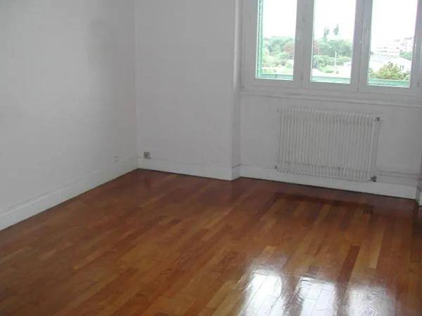 Appartement à louer 3 pièces 61.28m²