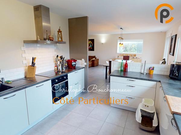 Vente Maison150 m² - 7 Pièces - TOUTLEMONDE (49360)