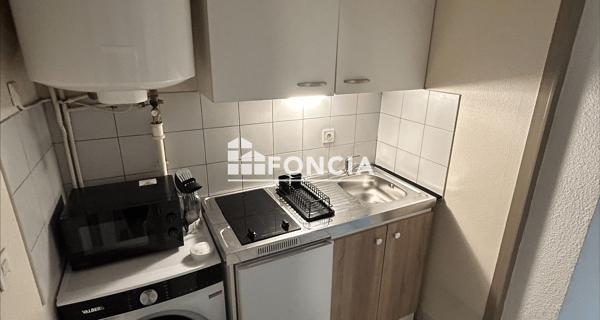 Location Studio meublé 25 m² - Clermont-ferrand 63000