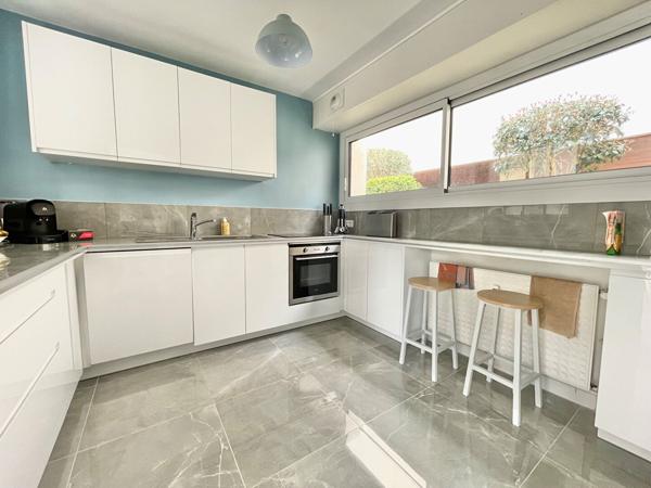 Appartement Angers La Madeleine T3/T4, jardin 2 parkings, cave Angers