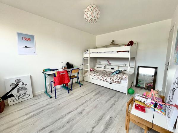 Appartement Angers La Madeleine T3/T4, jardin 2 parkings, cave Angers