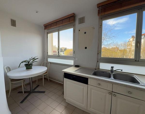 Appartement Asnieres Sur Seine_becon_5 pièce(s) traversant_116 m2_3ème étage_double balcons_deux parking_cave